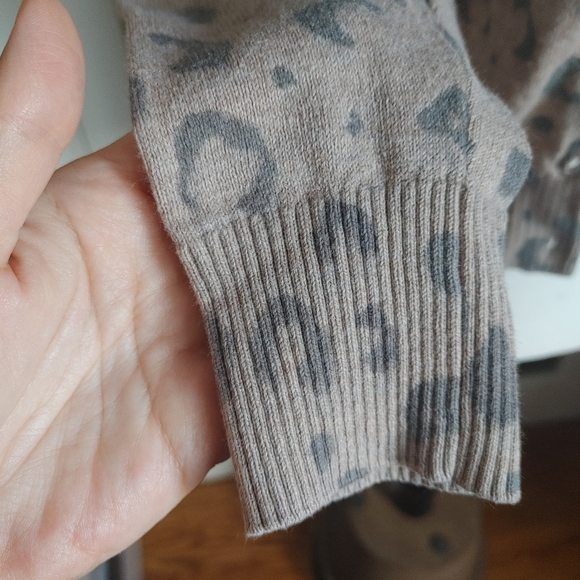2/$35 - GAP Animal Print Cardigan - Picture 3 of 5
